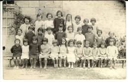 L'ILE BOUCHARD - Carte Photo Scolaire - Classe De Filles - L'Île-Bouchard