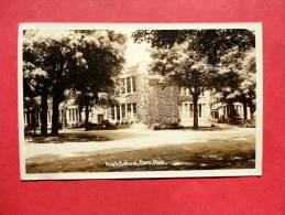 Real Photo  Caro Mi  High School 1945 Cancel---    - -- -ref 676 - Other & Unclassified