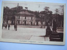 Ma Réf: 75-7-57.             CLERMONT-L'HERAULT     La Gare.      ( Teinte Bistre ). - Clermont L'Hérault