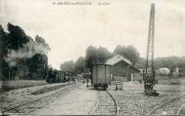 N°23978 -cpa St Amand En Puisaye -la Gare- - Gares - Avec Trains