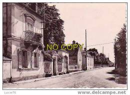 FRENEUSE -  N° 1274  - Rue - Freneuse