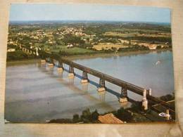 33 Cubzac Les Ponts  D78902 - Cubzac-les-Ponts