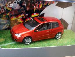 SCHUCO - VW GOLF GOAL Avec Sa BOITE  Scala 1/43 - Schuco