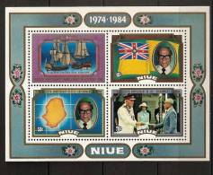 Niue 1984 N° BF 76 ** Gouvernement Autonome, Bateaux, Drapeau, Premier Ministre, Robert Rex, Ile, Mains, Indépendance - Niue