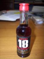 Amaro 18 Isolabella: Bottiglia Mignon Tappo Plastica. Stab. Milano - Licor Espirituoso