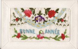 Carte Postale Fantaisie BRODEE - " Bonne Année" - Fleurs - - Ricamate