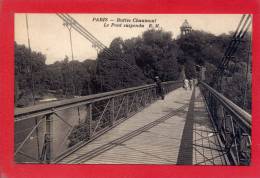 PARIS 19 --> Buttes Chaumont. Le Pont Suspendu - Arrondissement: 19