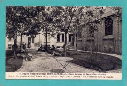 PARIS 15 --> "CLINIQUE CHIRURGICALE SAINT-RAPHAËL". 3 Et 5 Rue Eugène Millon. Jardin. Vue D´ensemble De La Chapelle - District 15