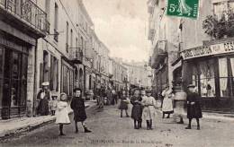 S1     -     742      -      BOURGOIN      -     ( 38 )     -    Rue    De  La   République   . - Guines