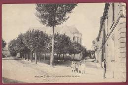 37 - 260912 - REUGNY - Place De L'hotel De Ville - Reugny