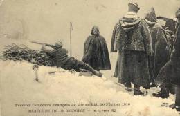 CPA (TIR)    GRENOBLE  Société De Tir Premier Concours Francais  De Tir En Ski 20 Fevrier 1910 (leger Defaut) - Tiro (armas)