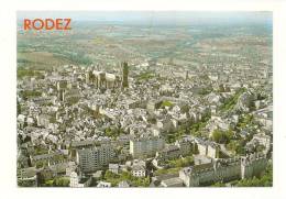 Cp, 12, Rodez, Vue Générale De La Cité, Au Centre, La Cathédrale, Voyagée - Rodez