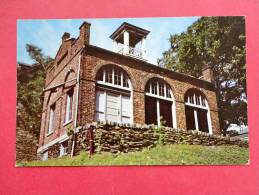 Old Firehouse At Harpers Ferry West Virginia-- Early Chrome  ------ Ref 690 - Autres & Non Classés