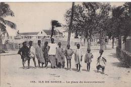 Afrique - Sénégal - Ile De Gorée - Place - Enfants - Sénégal