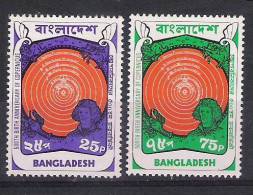 BANGLADESH 1974   Copernicus, 500th Birth Anniversary,  SG 41/42, 2v Complete Set MNH(**). - Asien