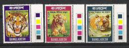 BANGLADESH 1974    Save The Tiger , "Traffic LIights" On Margins,SG 52/54, 3v Complete Set, MNH(**) - Bangladesch