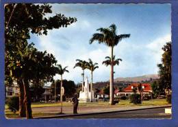 GUADELOUPE BASSE TERRE LE CHAMP D' ARBAUD CARTE PHOTO DENTELEE - Basse Terre