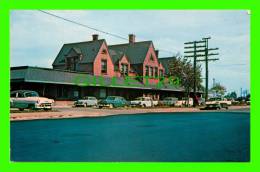 CAMPBELLTON, NEW BRUNSWICK - C.N.R. STATION FROM WEST - ANIMATED OLD CARS - H. V. HENDERSON - - Other & Unclassified