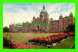 VICTORIA, BC - PARLIAMENT BUILDINGS - TRAVEL IN 1963 - - Victoria