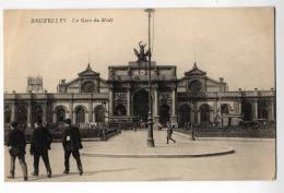 BRUXELLES La Gare Du Midi - Chemins De Fer, Gares