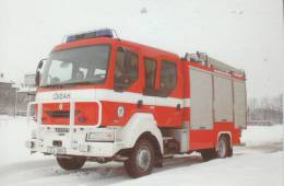 RENAULT  MIDLUM 4X4 -  Hasicsky Cisternovy - Camions & Poids Lourds