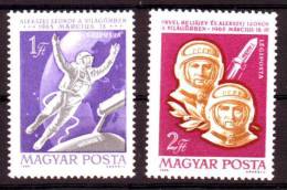 HUNGARY - 1965. AIR. Space Flight Of Voskhod 2 - MNH - Nuevos