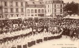 56 STE ANNE - Une Procession - Sainte Anne D'Auray