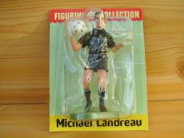 Figurine Starlux Metal Joueur Football 1998  "  Michael Landreau   "  N° 20 - Starlux