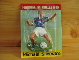 Figurine Starlux Metal Joueur Football 1998  "  Michael Silvestre   "  N° 27 - Starlux