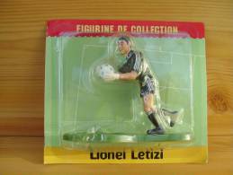 Figurine Starlux Metal Joueur Football 1998  "  Lionel Letizi   "  N° 32 - Starlux
