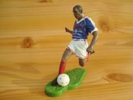 Figurine Starlux Metal Joueur Football 1998  "  Nicolas Anelka   "  N°57 - Starlux