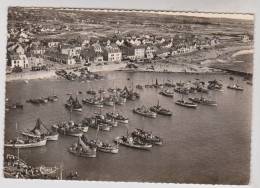 CPM DPT 44 LA TURBALLE, LE PORT VUE AERIENNE En 1958 !! - La Turballe