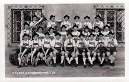 Grazer Bauernsinfoniker (Steiermark), Blasmusikgruppe Mit Ihren Instrumenten, Fotokarte Nicht Gelaufen Um 1952 - Musique