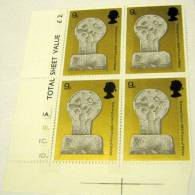 Great Britain 1969 Investiture Of HRH The Prince Of Wales Celtic Cross 9d X 4 - Mint - Unused Stamps