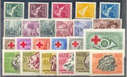 Hungary Red Cross,deers 4 Complete Series MNH ** - Ungebraucht