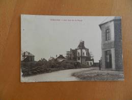 Cp  Chaulnes  . Une Vue De La Place - Chaulnes