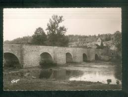 CPSM - Le Moutier D' Ahun (Creuse 23) - Pont Sur La Creuse - Au Fond Eglise Monument Historique ( THEOJAC) - Moutier D'Ahun