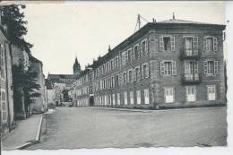 BOURBONNE LES BAINS - Rue Des Bains Et L'Hôpital Militaire - Bourbonne Les Bains