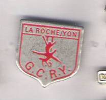 Pin's GYMNASTIQUE  G C R Y  LA ROCHE SUR YON - Gymnastiek