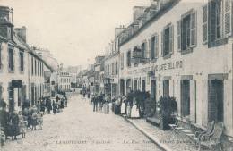 LANDIVISIAU - Rue Neuve, L'Hotel Dubois - Landivisiau