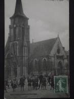 CREVECOEUR-le-GRAND (Oise) - L'Eglise - Animée - Voyagée - Crevecoeur Le Grand