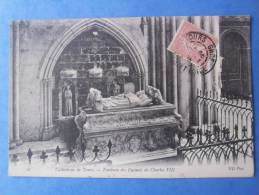 37-TOURS Cathédrale St Gatien ,tombeau Des Enfants De Charles VIII, Circulée En 1905 , 2 Scans - Tours