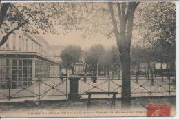 BOURBONNE LES BAINS - Le Casino Et Parc De L'Etablissement Thermal - Bourbonne Les Bains