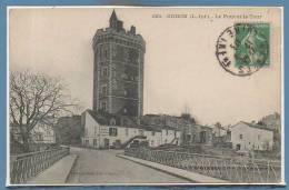 44 - OUDON --  Le Pont Et La Tour - Oudon