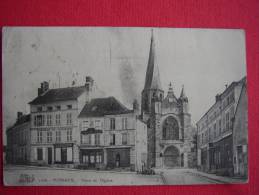 Dep 45 , Cpa  PUISEAUX , 1006 , Place De L'église (103) - Puiseaux