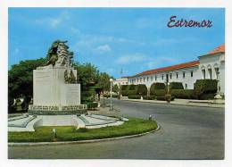 Delcampe - ESTREMOZ - Monumento Mártires Da Pátria E Quartel - Evora