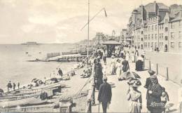 Royaume Unis - Angleterre - Sussex - Hastings - Parade - Hastings