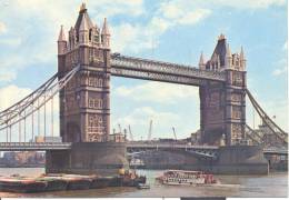 Royaume Uni - Angleterre - London - The Tower Bridge - River Thames