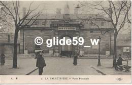 PARIS - La Salpétrière - Porte Principale (animée) - N° 1 - Gesundheit, Krankenhäuser