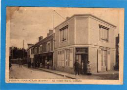 95 - PRESLES COURCELLES C P A Année 1946  LA GRANDE RUE DE COURCELLES -animation CAFE RESTAURANT - Presles